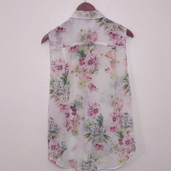 SLIGHTLY USED UNKNOWN BRAND FLORAL SLEEVELESS BLOUSE SIZE 10 MULTI COLOR - Picture 6 of 9